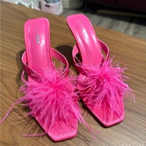 Fashion Nova Neon Pink Feather Slide Mules
